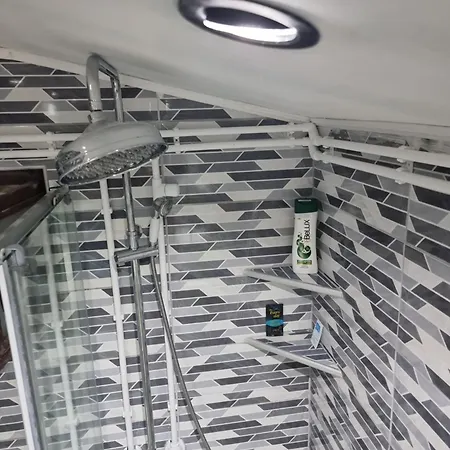 Kmetova Bajka * Janja