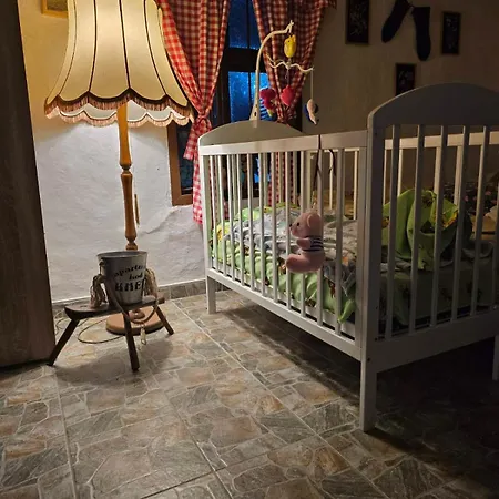 Kmetova Bajka Janja