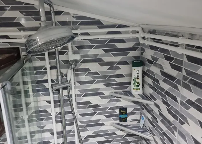 Kmetova Bajka * Janja